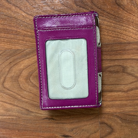 Cranberry Coach card holder - Picture 5 of 6